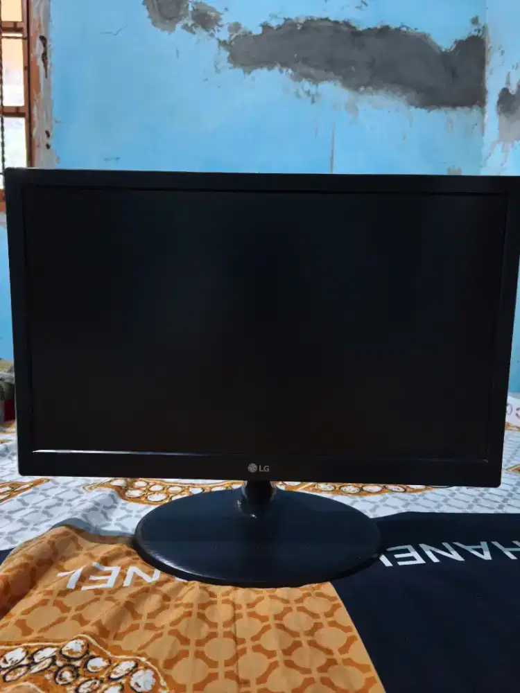 Di jual Monitor LED LG