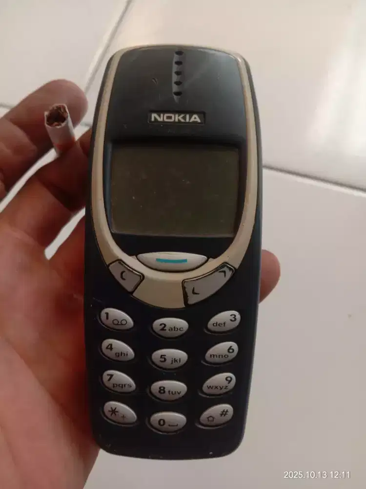 Nokia jadul 3310 . mesin segel. jual gembling ga ounya casannya.