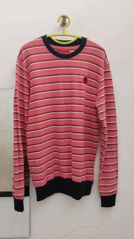 Crewneck Garis Garis