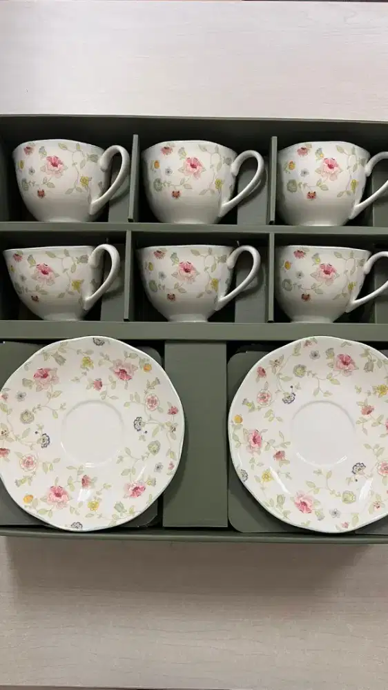 Tea Set Merk St James