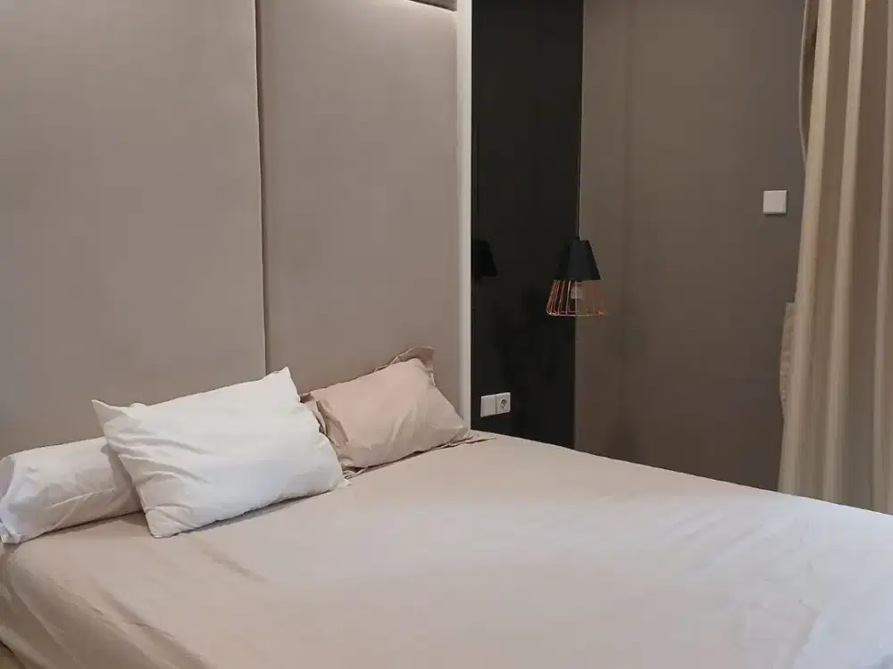 DISEWAKAN TAHUNAN APARTEMEN BELLEZZA PERMATA HIJAU DEKAT SENAYAN, SCBD, & AKSES TOL