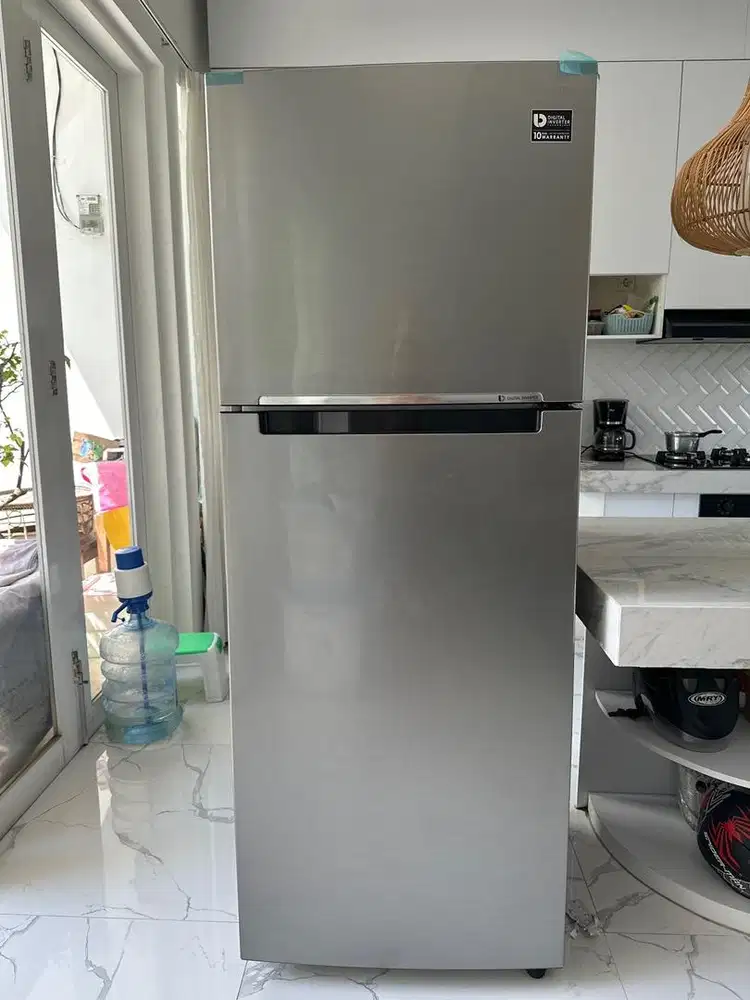 Di Jual Kulkas Samsung