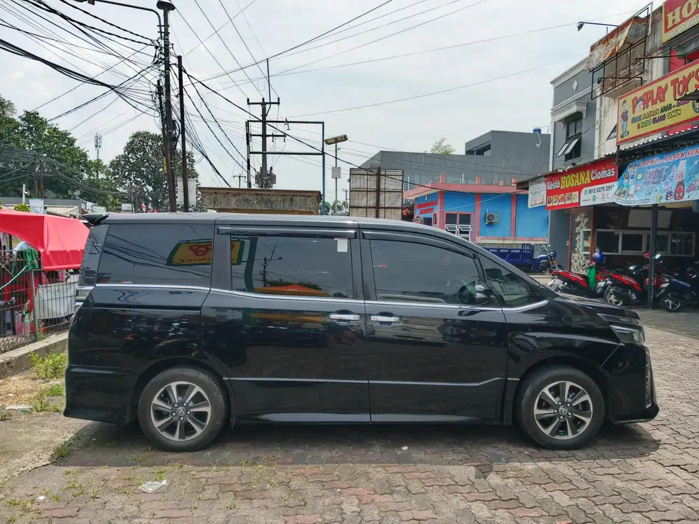 Toyota Voxy 2019 Bensin