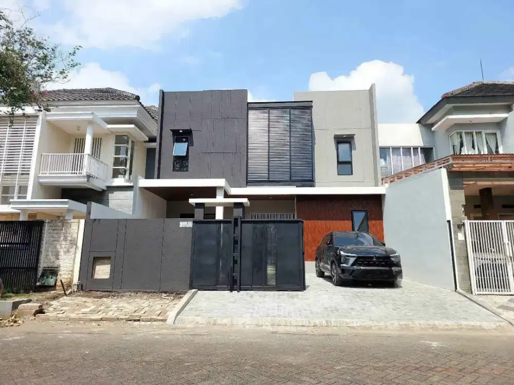 Rumah Cantik Plus perabot Araya Malang