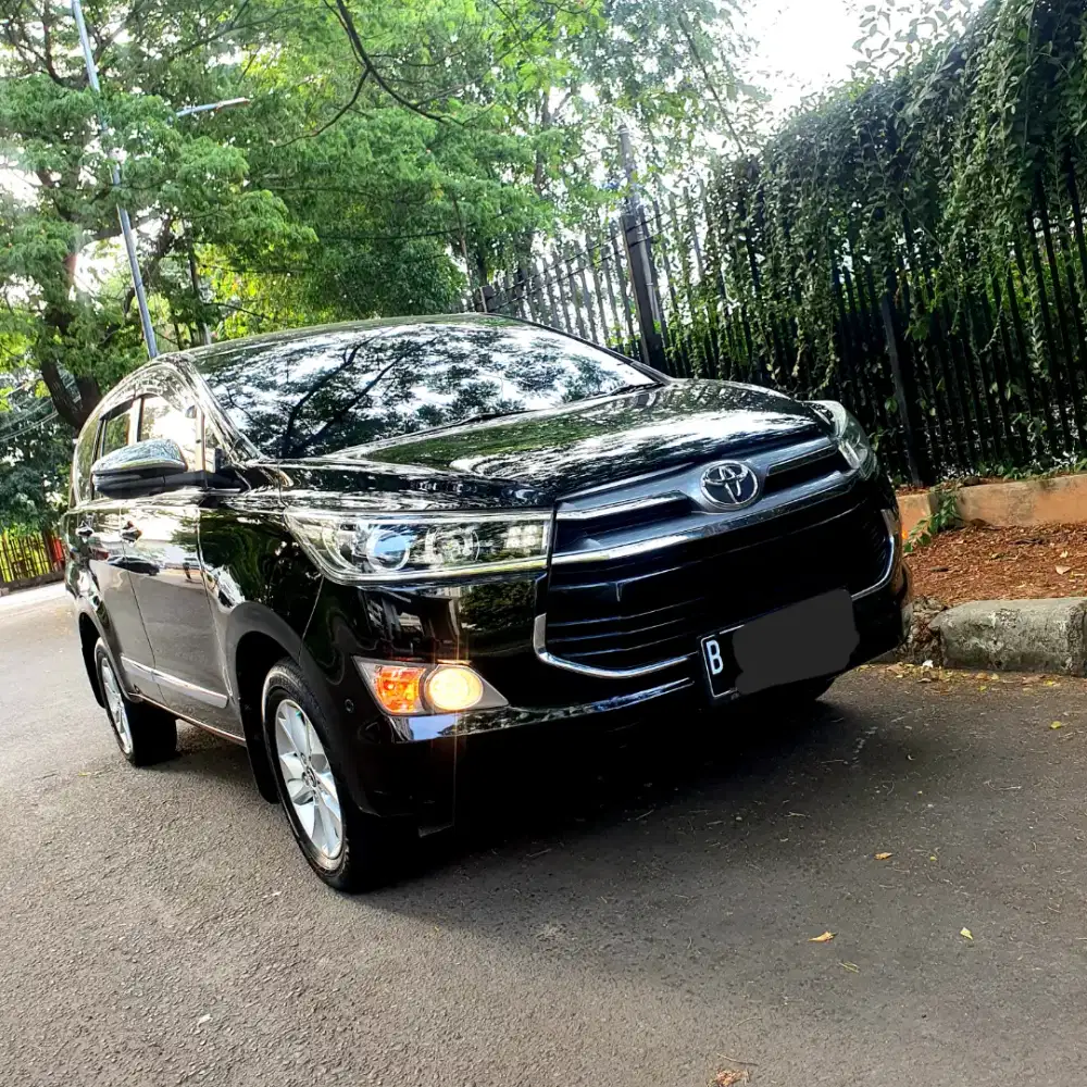 Antik like new! Toyota Innova Reborn 2.4 turbo diesel  AT 2018