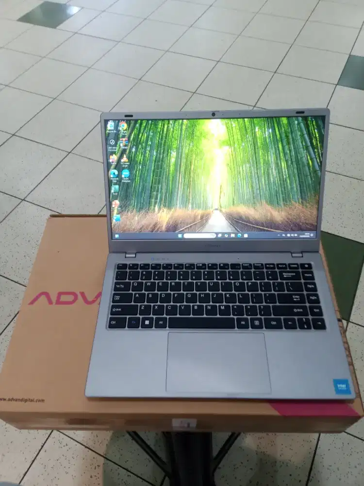 Laptop Advan 1405