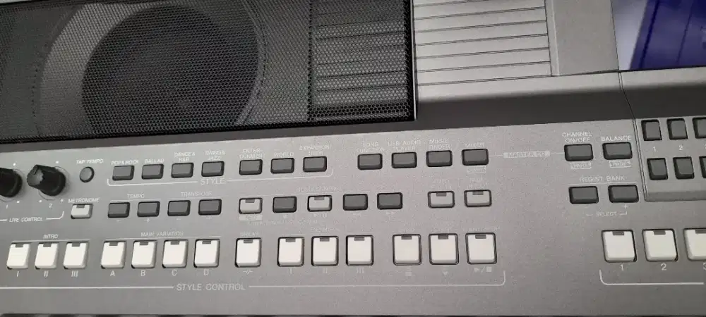 Yamaha psr s670 non dos mulus normal