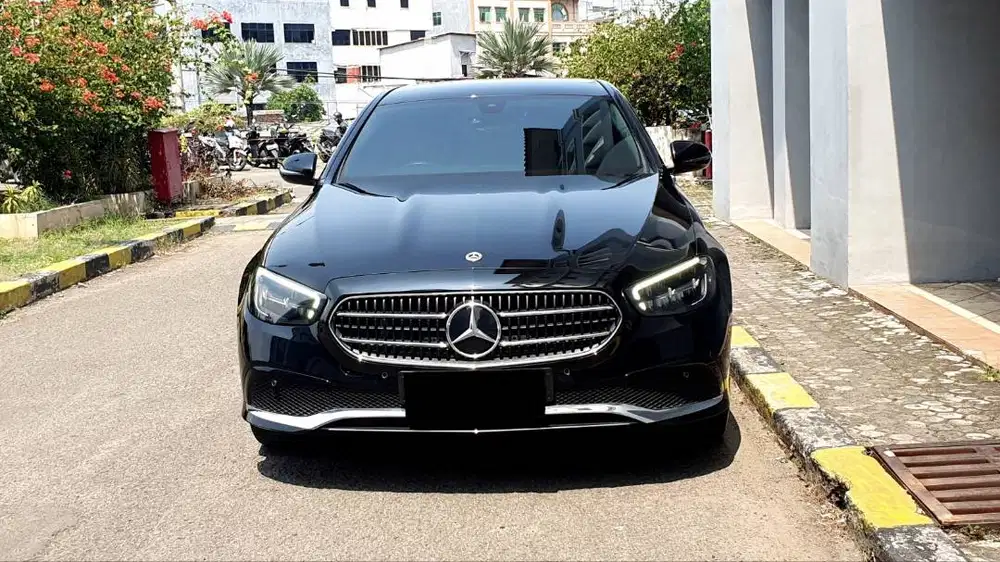 Mercedes Benz Mercy E200 E 200 Avantgarde Line W213 CKD Facelift 2022