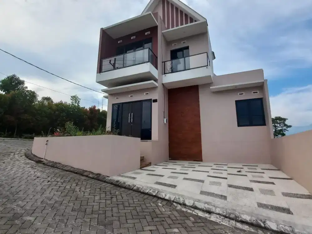 Rumah villa 2lt murah di kota Batu