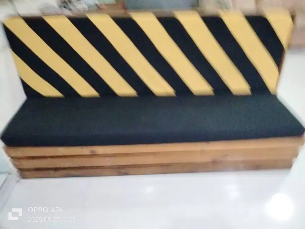 Sofa kayu masih bagus