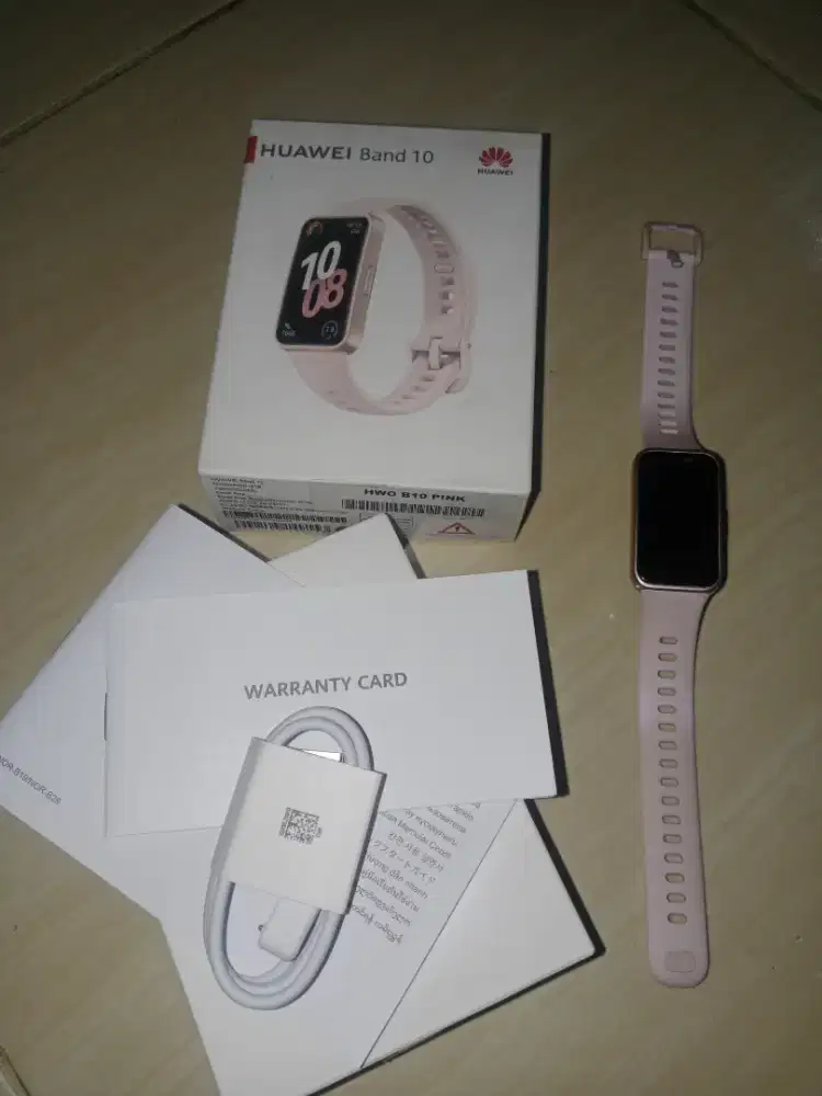 Dijual cepat smartwatch Huawei band10