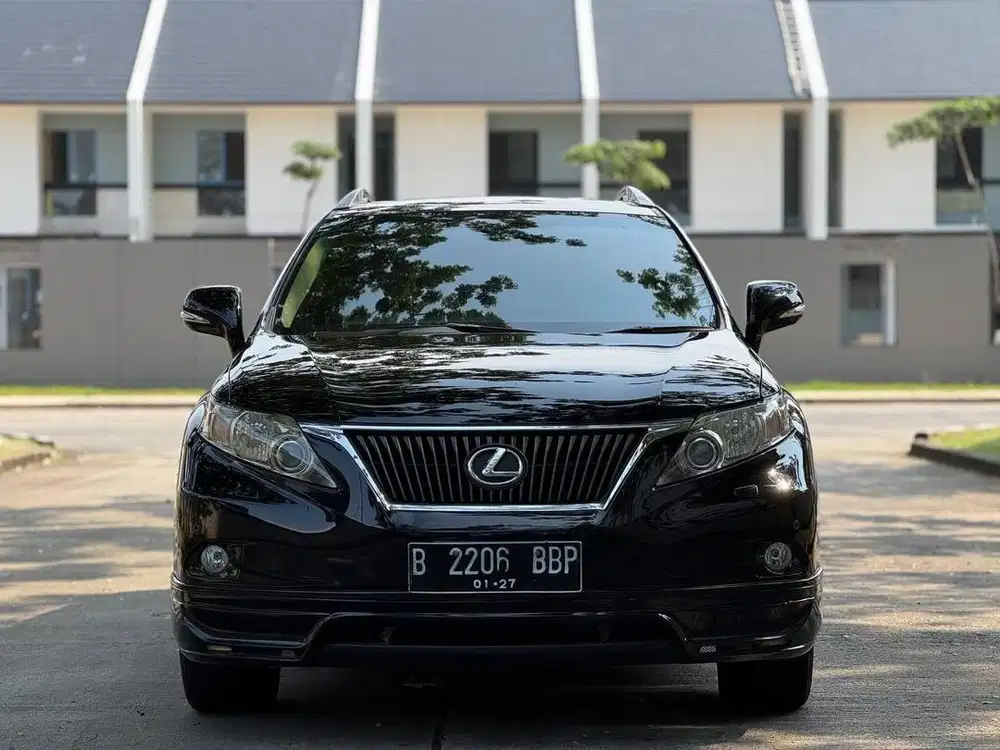 Lexus RX 270 AT 2011