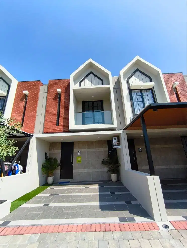 RUMAH BARU 2 LT DI PANTAI MENTARI KAWASAN SDH JADI DEKAT PAKUWON CITY