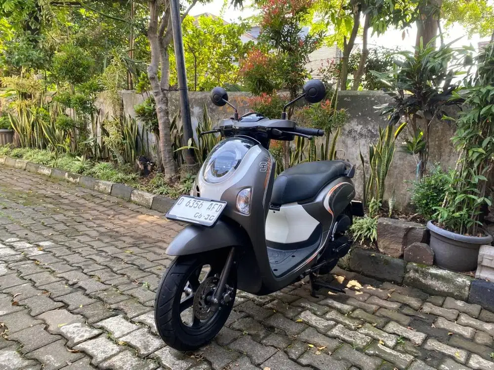 JUAL CEPET! Honda Scoopy 2024 Fashion Brown Like New!