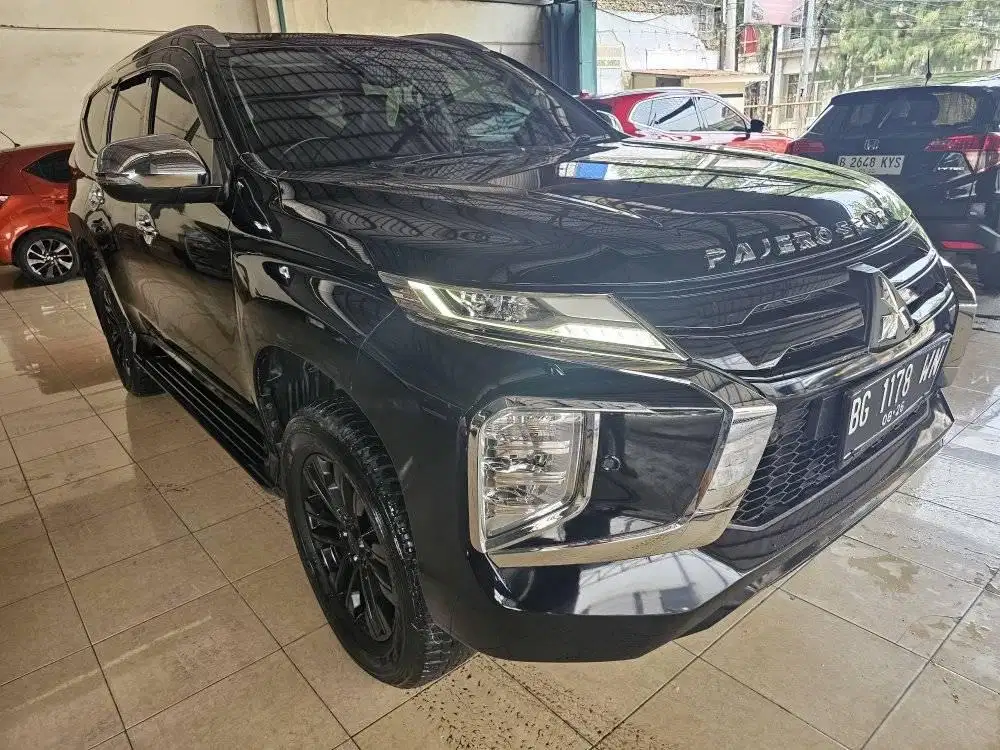 Mitsubishi Pajero Sport New Dakar 4X2 At Diesel 2021 Hitam Facelift