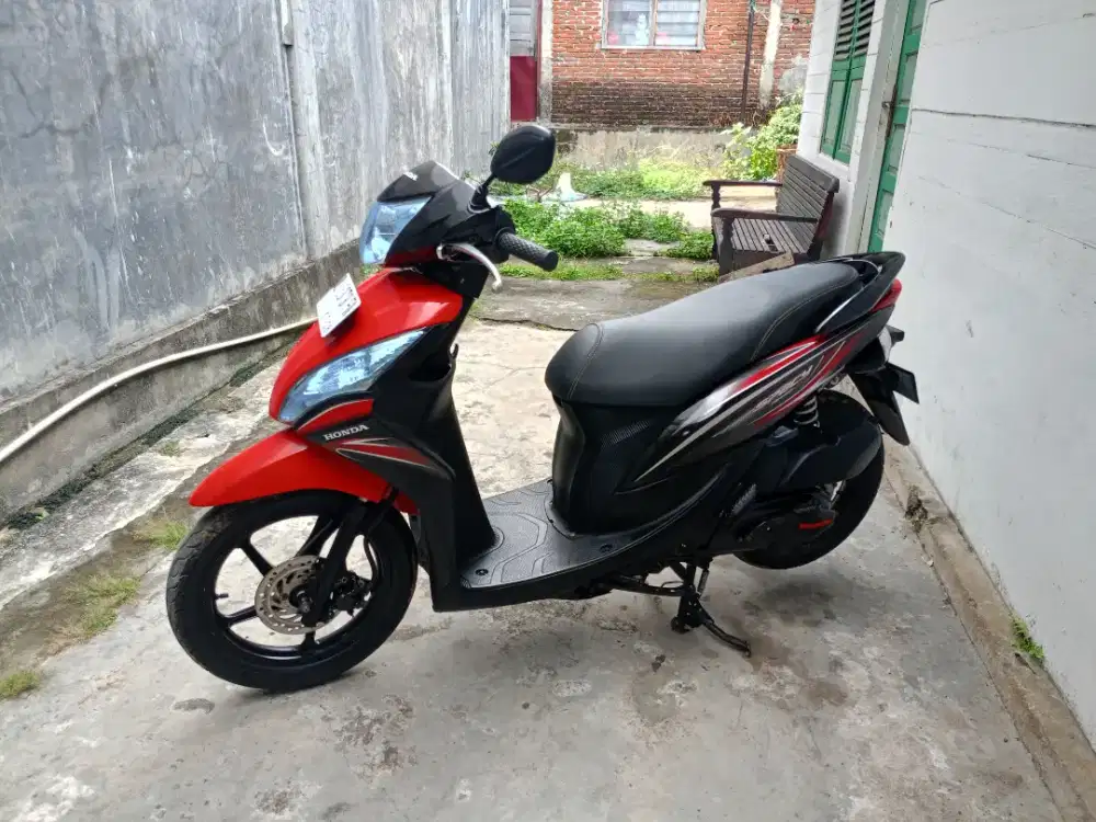 Honda spacy 2011