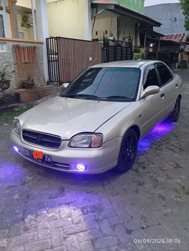 Suzuki Baleno Tahun 2000