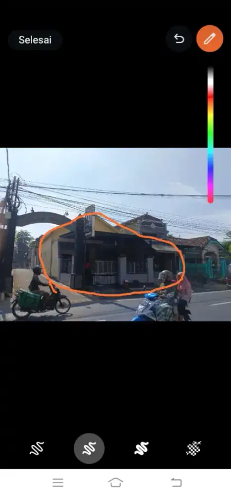 Disewakan Rumah pinggir jalan raya cocok utk usaha