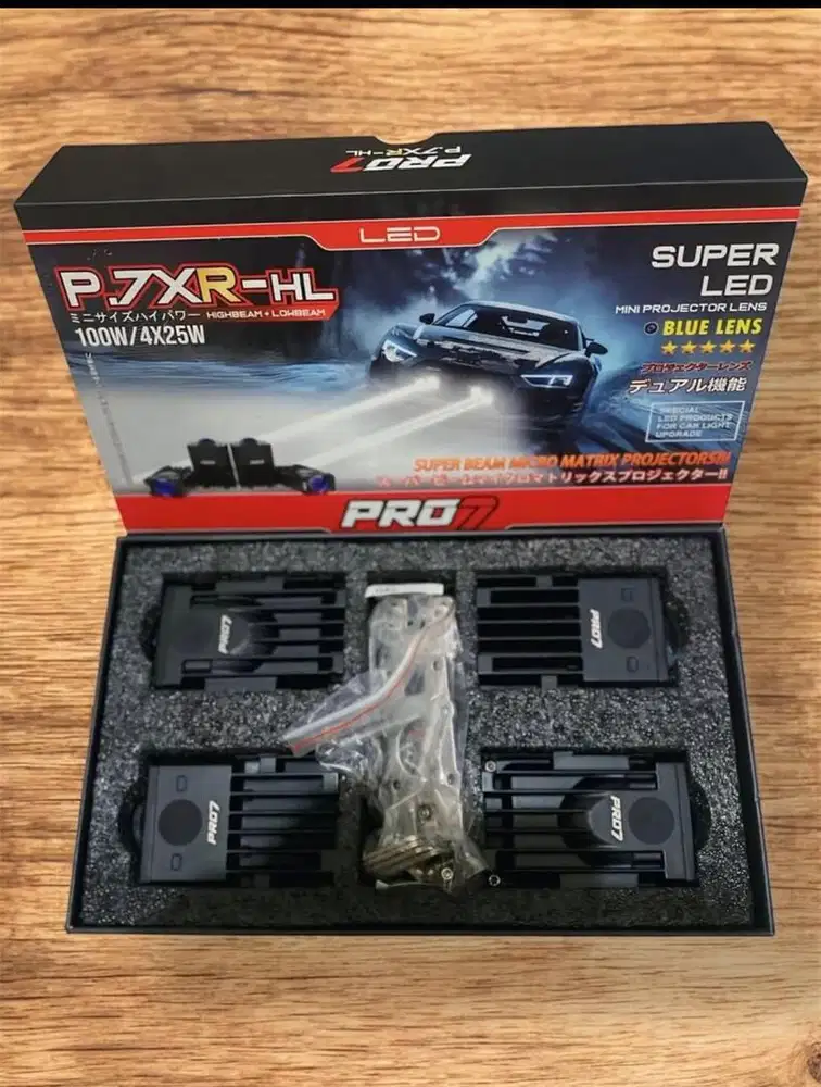 Biled mini projektor Mobil dan Motor