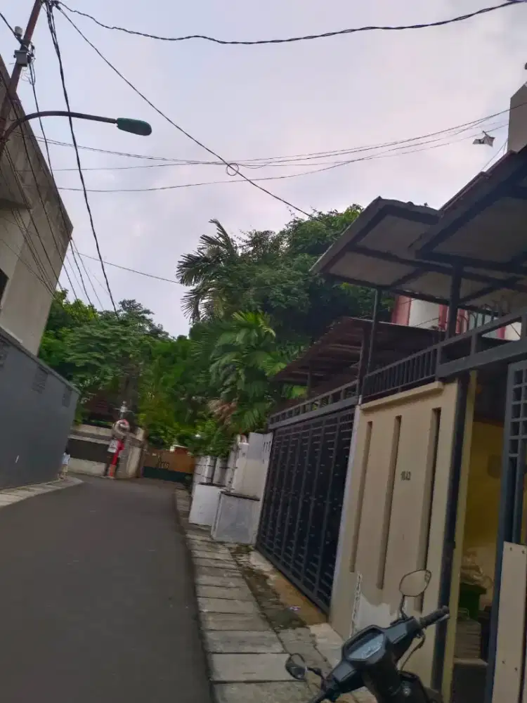JUAL CEPAT RUMAH CONDET FURNISH JAKARTA TIMUR