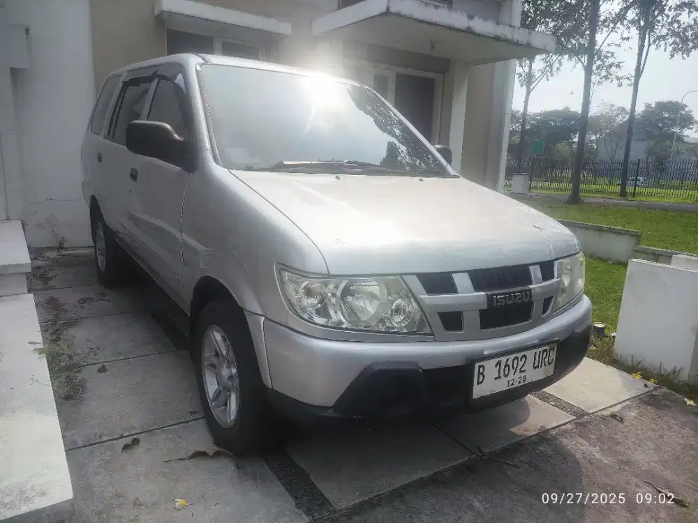 Isuzu Panther LM Smart 2013