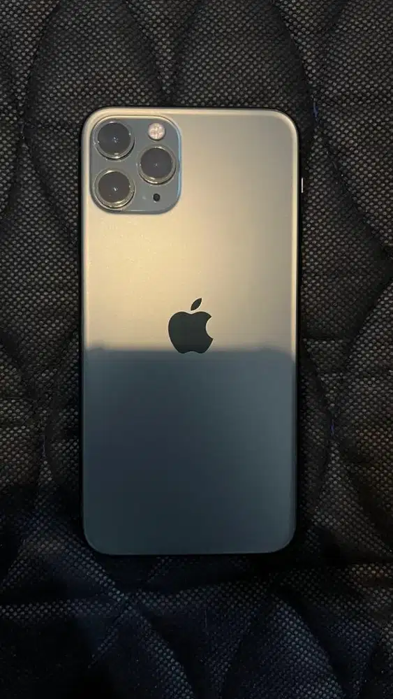 TINGGAL PAKE - IPHONE 11 PRO 256GB - MIDNIGHT GREEN