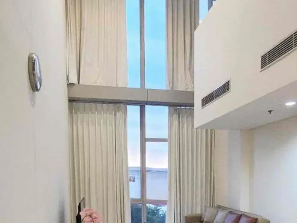Di sewa apartemen the summit 2 + 1 kamar tidur full furnish tipe loft lantai rendah luas 144 m2  tower alpen 2 lokasi strategis dekat mall kelapa gading di the summit apartmen kelapa gading Jakarta Utara
