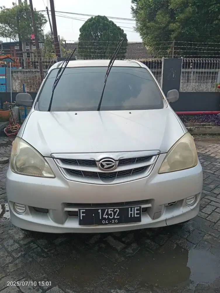 Daihatsu Xenia Tahun 2011