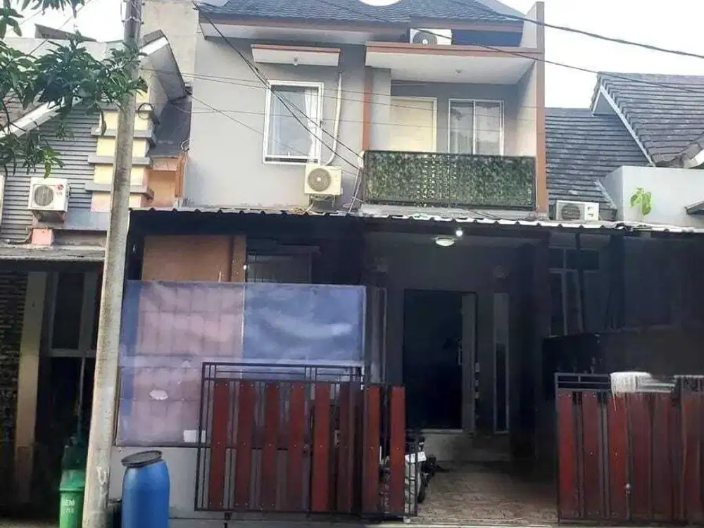 Rumah Lantai 2 full renov di Cendana Residence