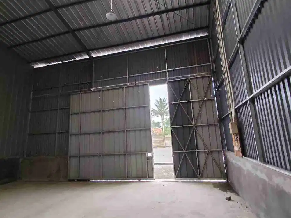 di sewakan gudang murah siap pakai di legok Tangerang