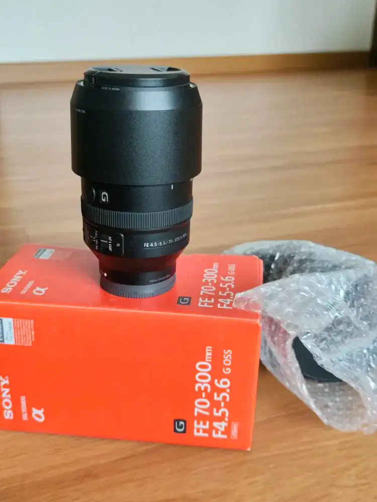 Lensa Tele/Zoom Sony Full Frame FE 70-300mm G 4,5-5.6 G OSS Mint