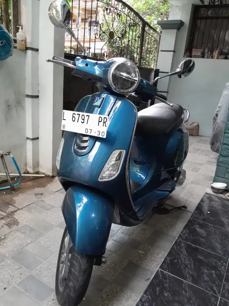 Dijual Cepat PIAGGIO Type Vespa LX Inget 125 3V IE AT