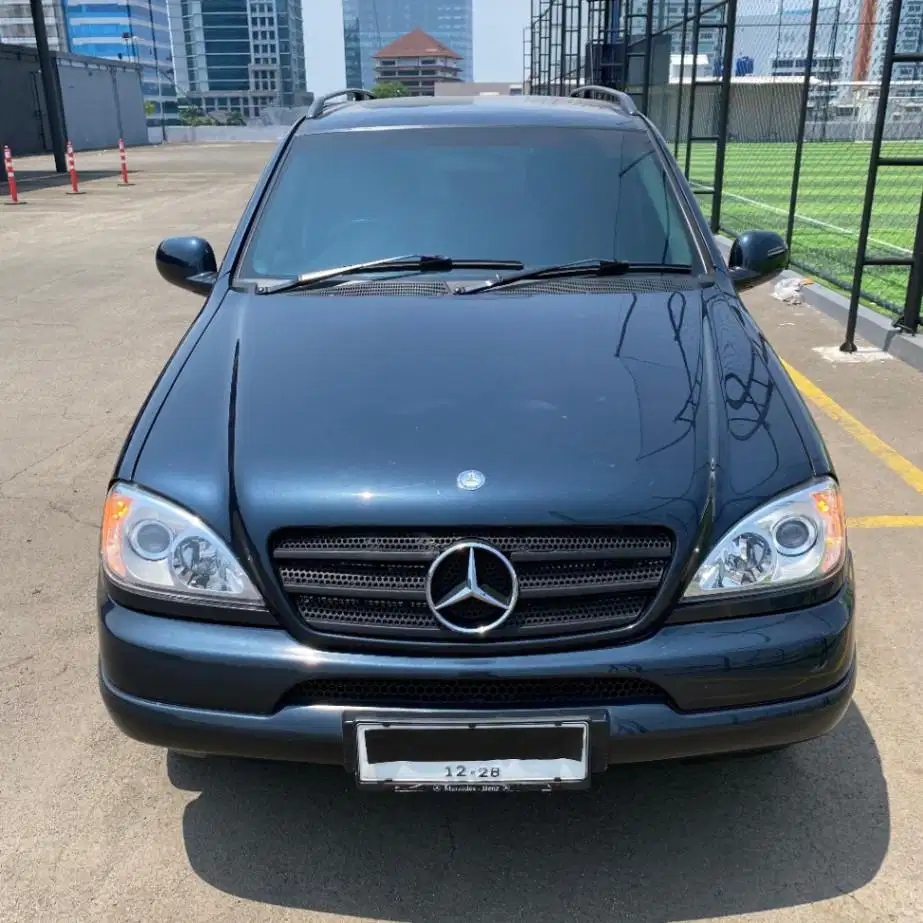 Mercedes ML320 V6 Tahun 2001