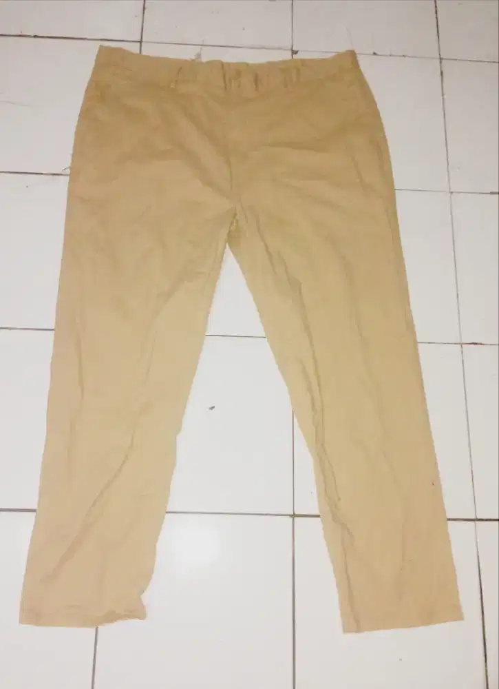 Calana Panjang Khaki Pria