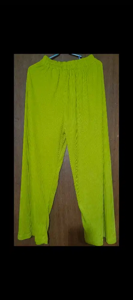 Thrift Celana Kulot