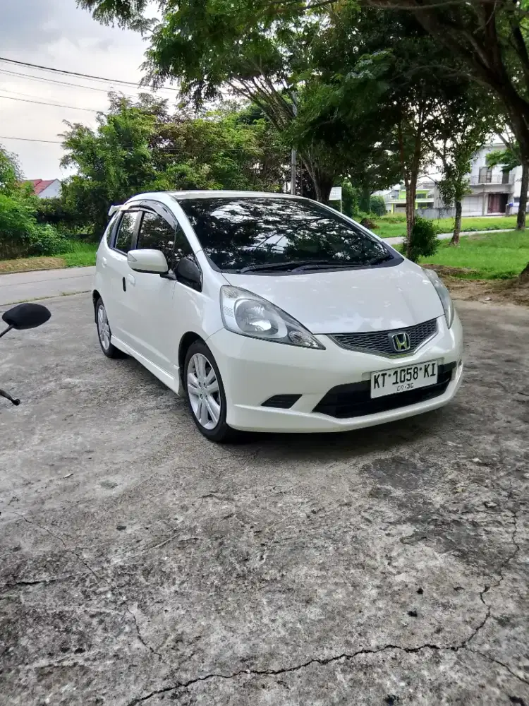 Honda Jazz RS manual