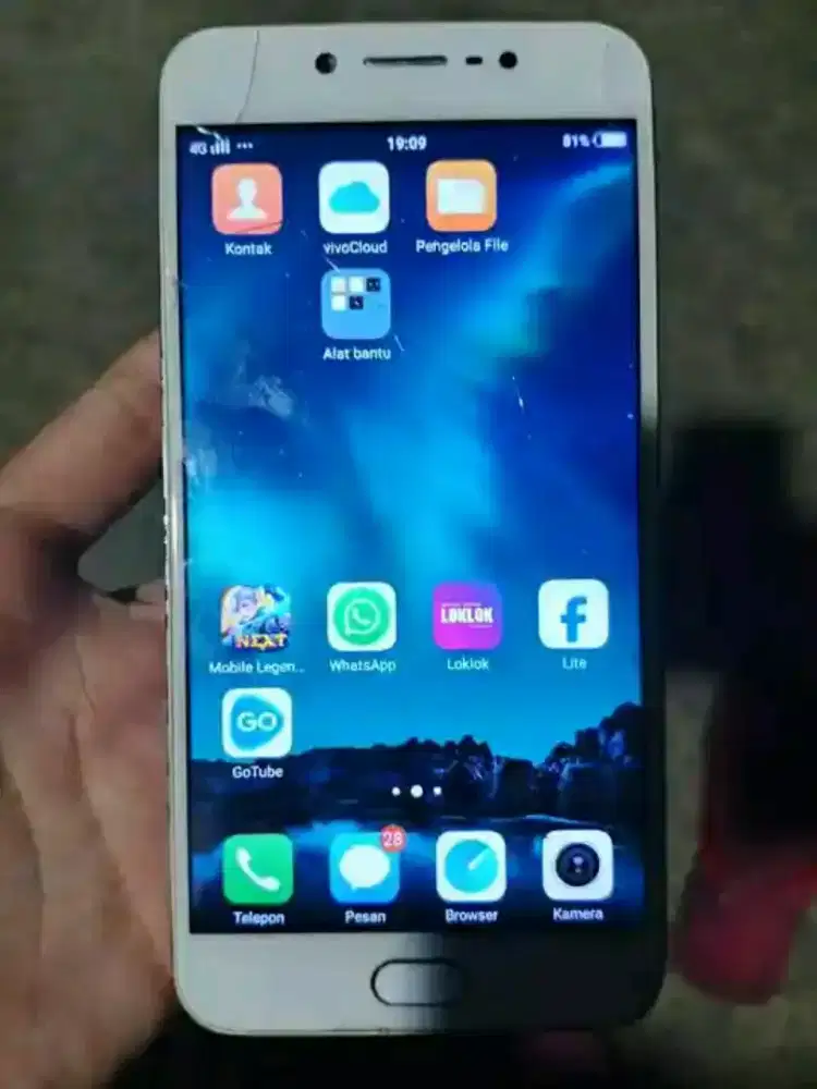 Vivo y67 6/128 bekas