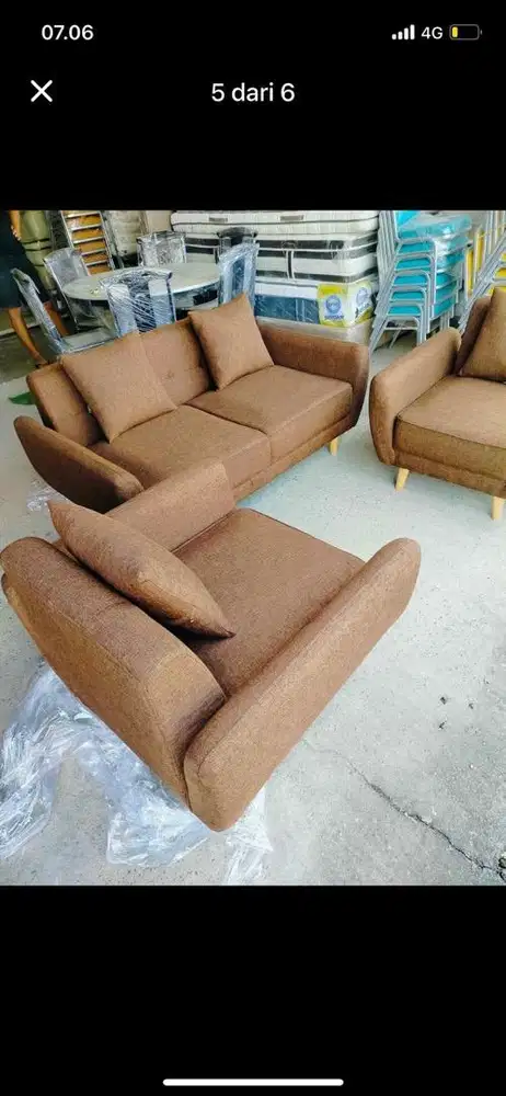Sofa minimalis empuk masih baru