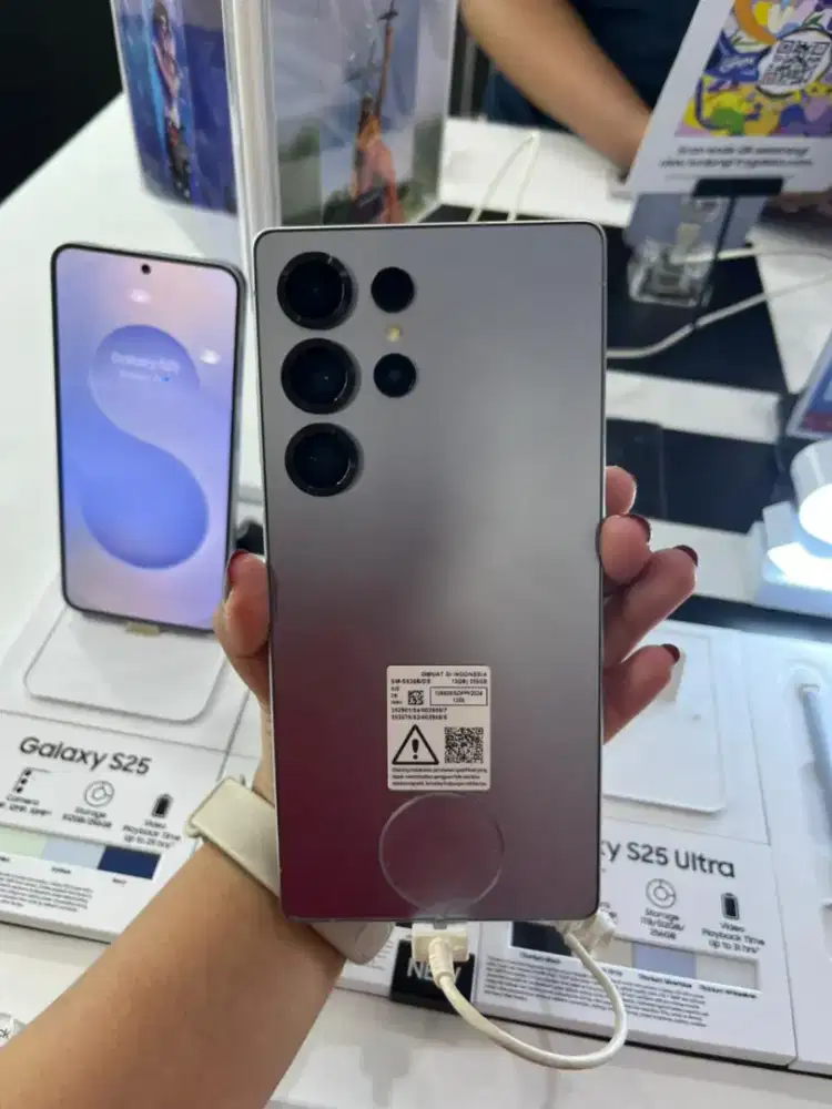 SAMSUNG GALAXY S25 ULTRA