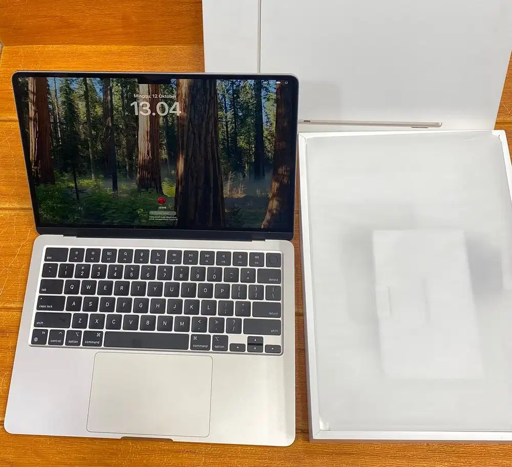 macbook air m3 13inch ram 16/256gb ibox like new