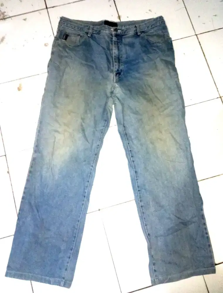 Celana Panjang Jeans Pria