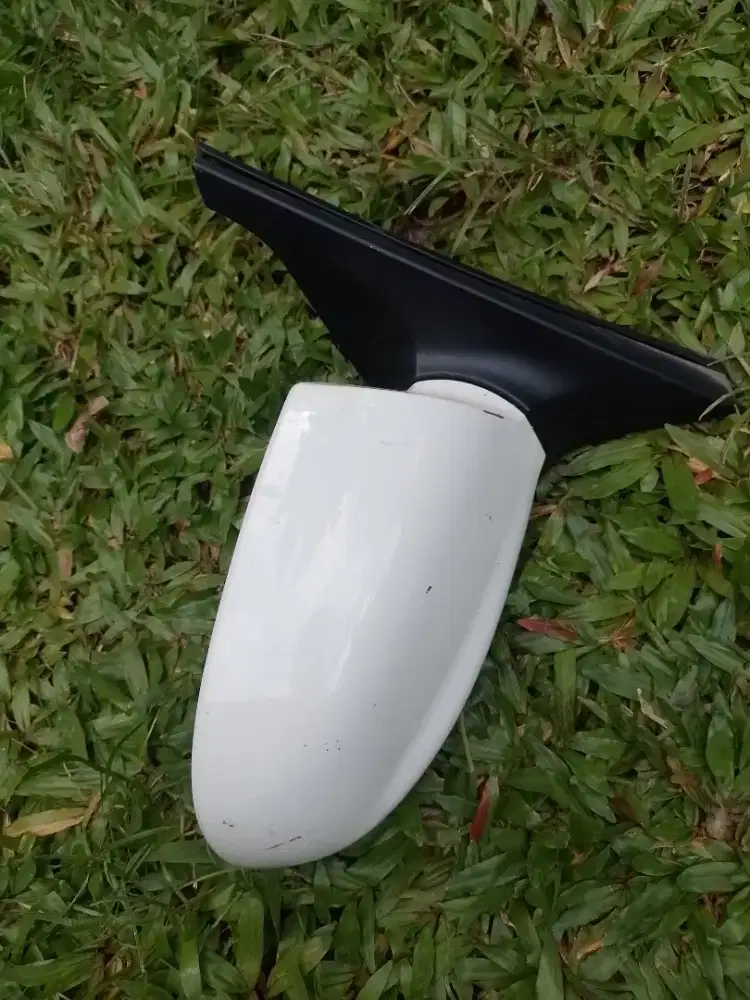 Spion mobil hyundai avega