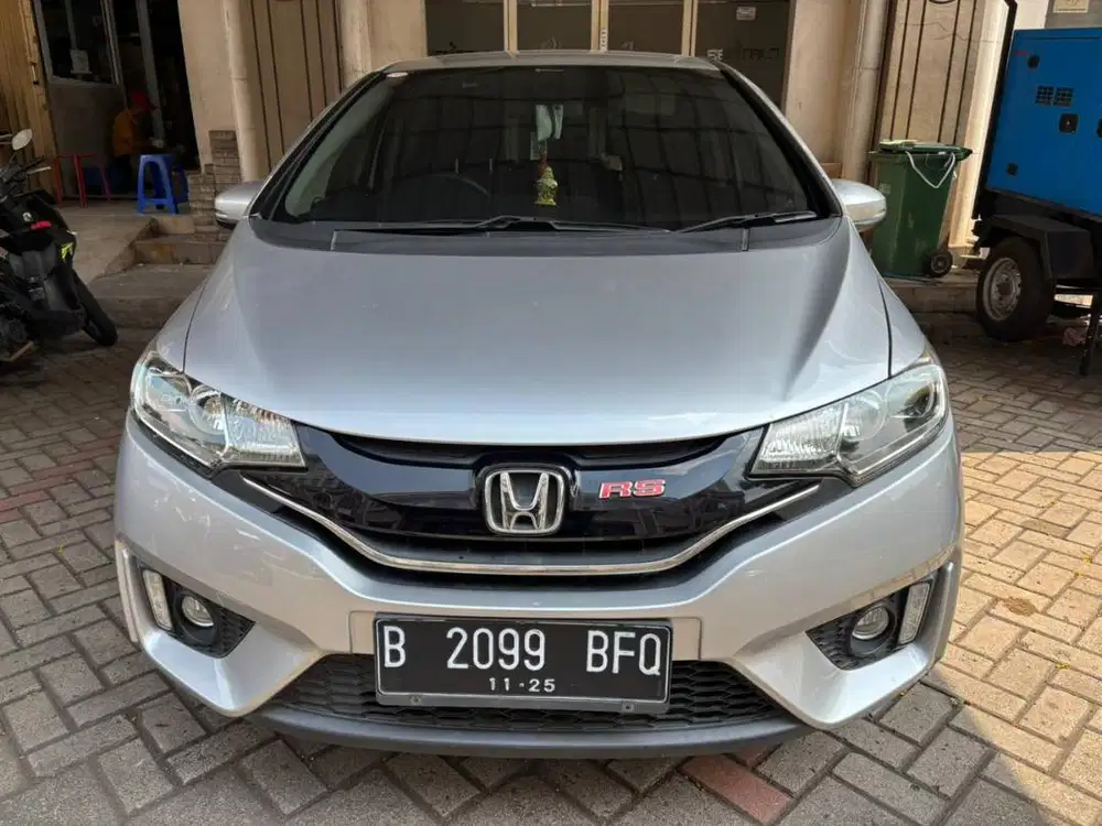 HONDA JAZZ RS   MODEL 1.5 MATIC TAHUN 2015