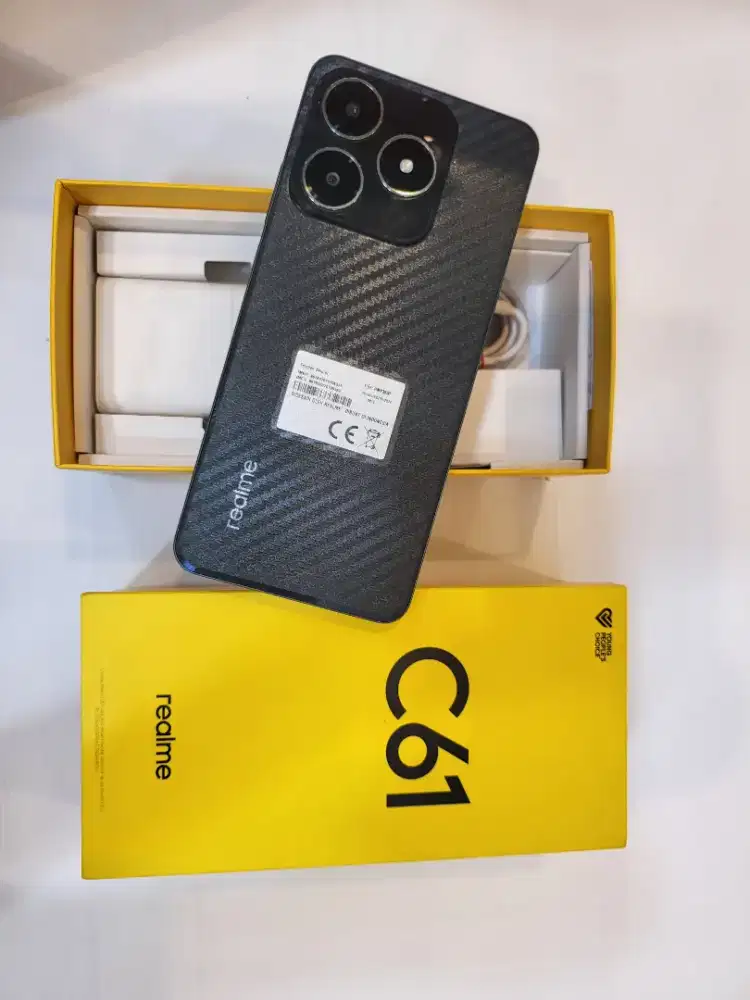 Realme c61 8/128GB
