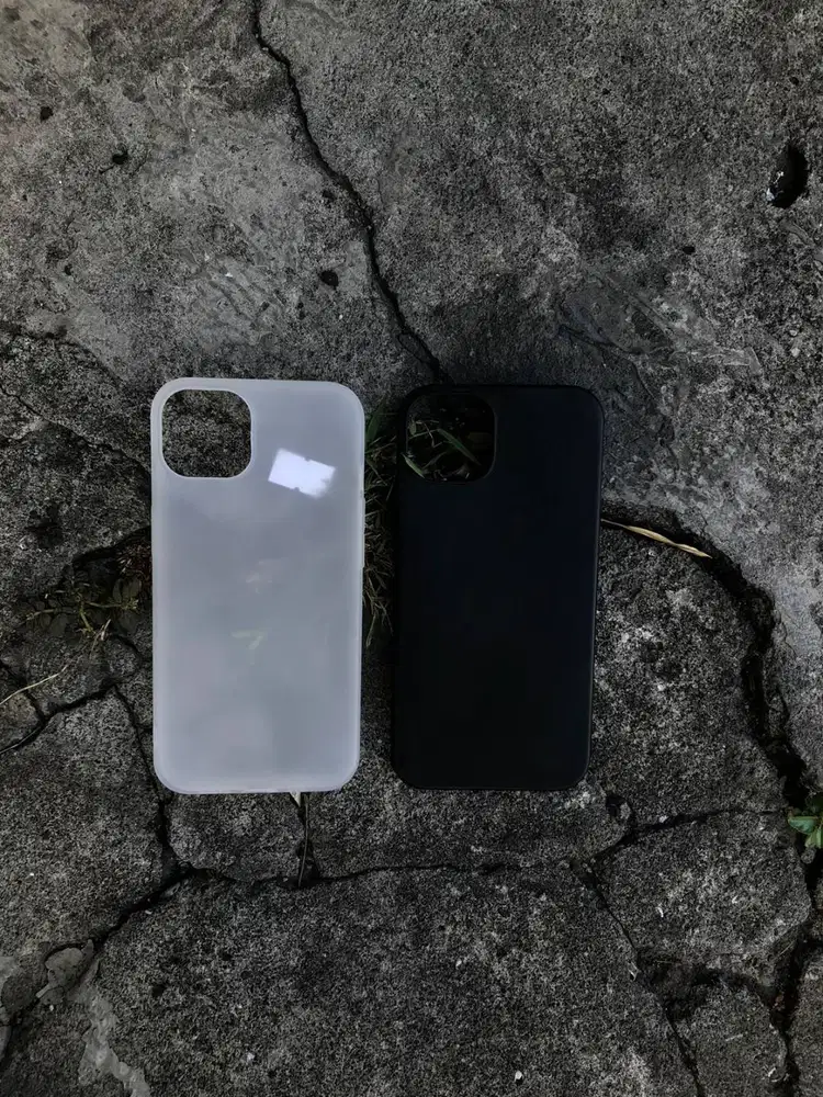 Softcase Ice Thin Solid iPhone 13
