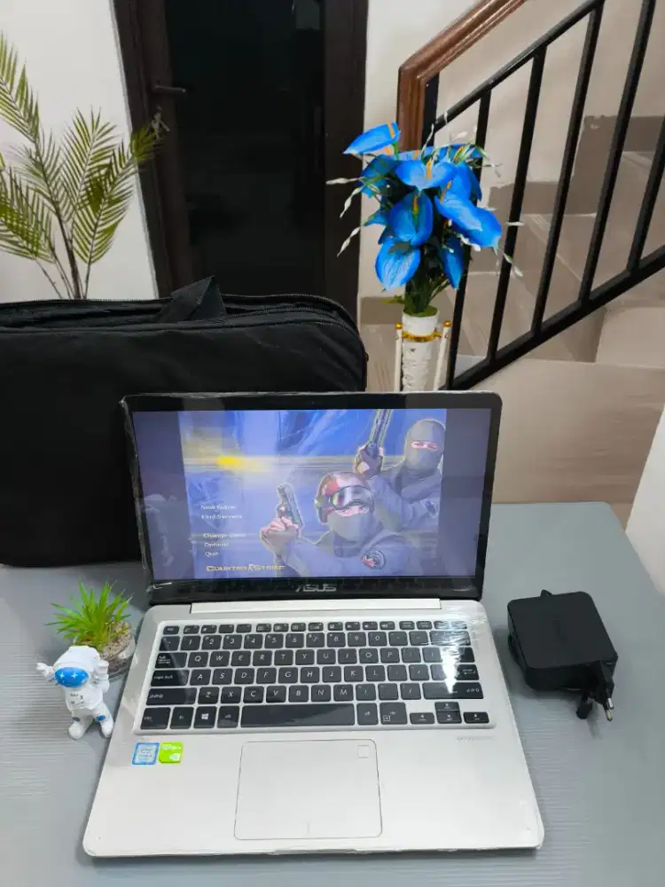 Laptop Asus Vivobook S14-UF RAM 20Gb SSD SLIM DUAL VGA