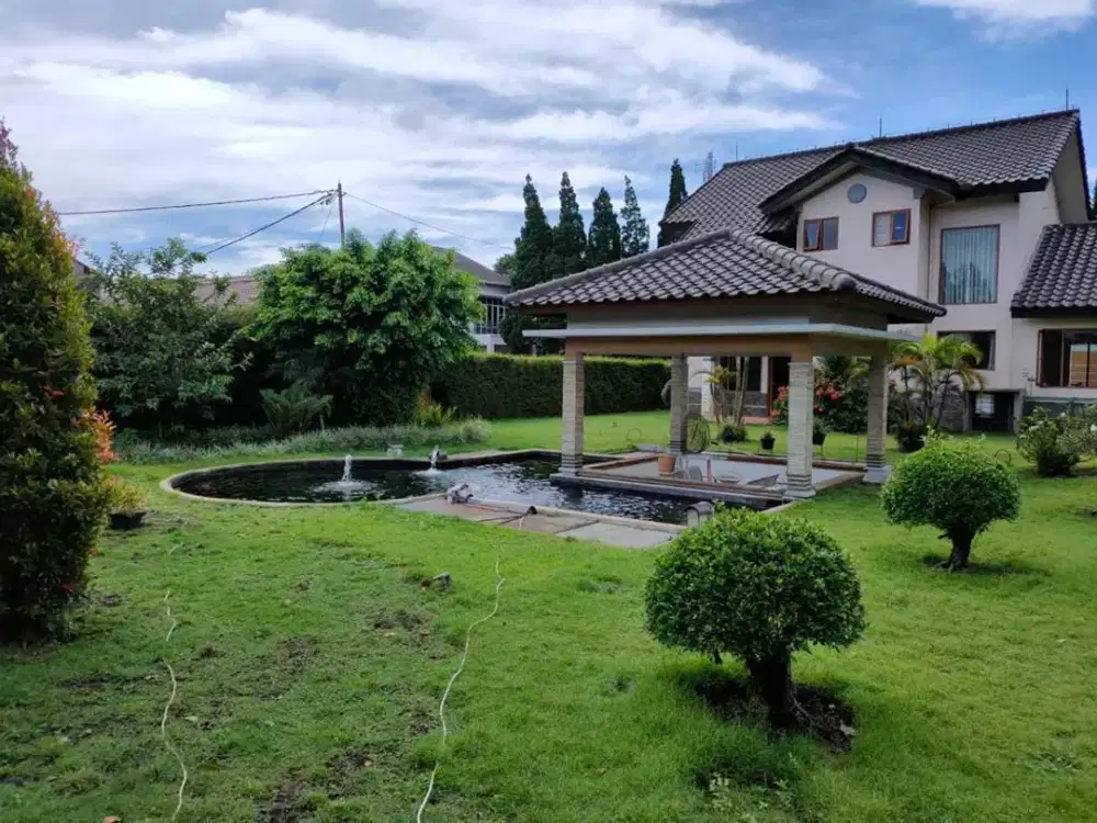 Murah Rumah Villa Cemara Kayu Ambon Lembang