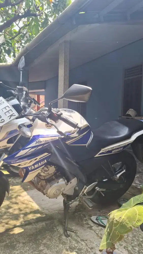 Vixion 2014 orian pabrik tangan pertama