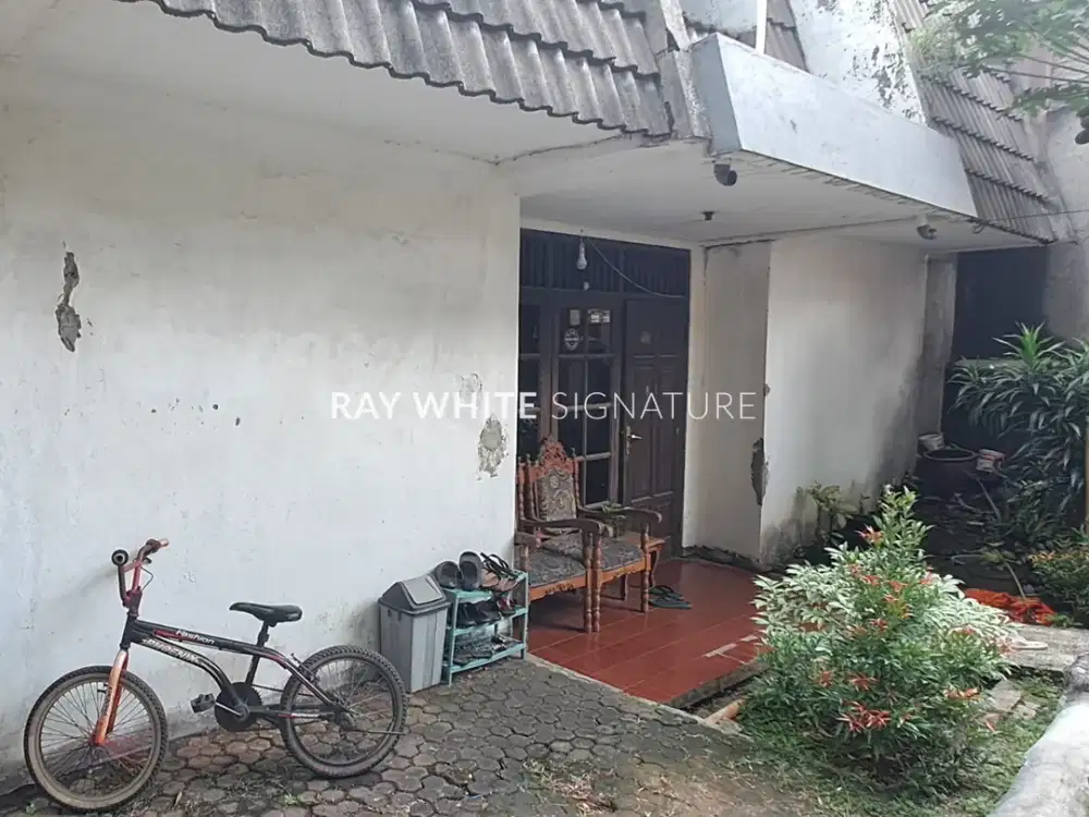 Dijual Properti Cocok Untuk Kost di Kebayoran Lama