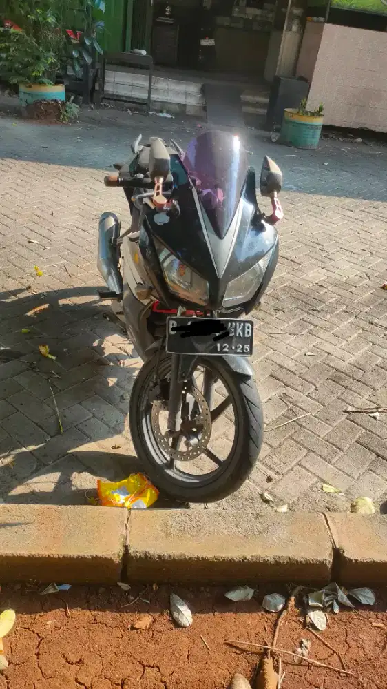 HONDA CBR 150 R K45